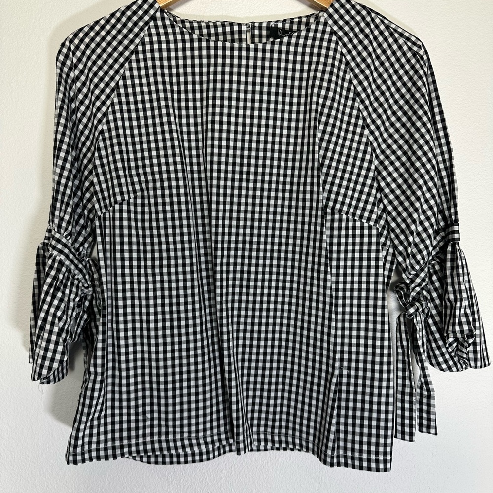 Black checkered blouse